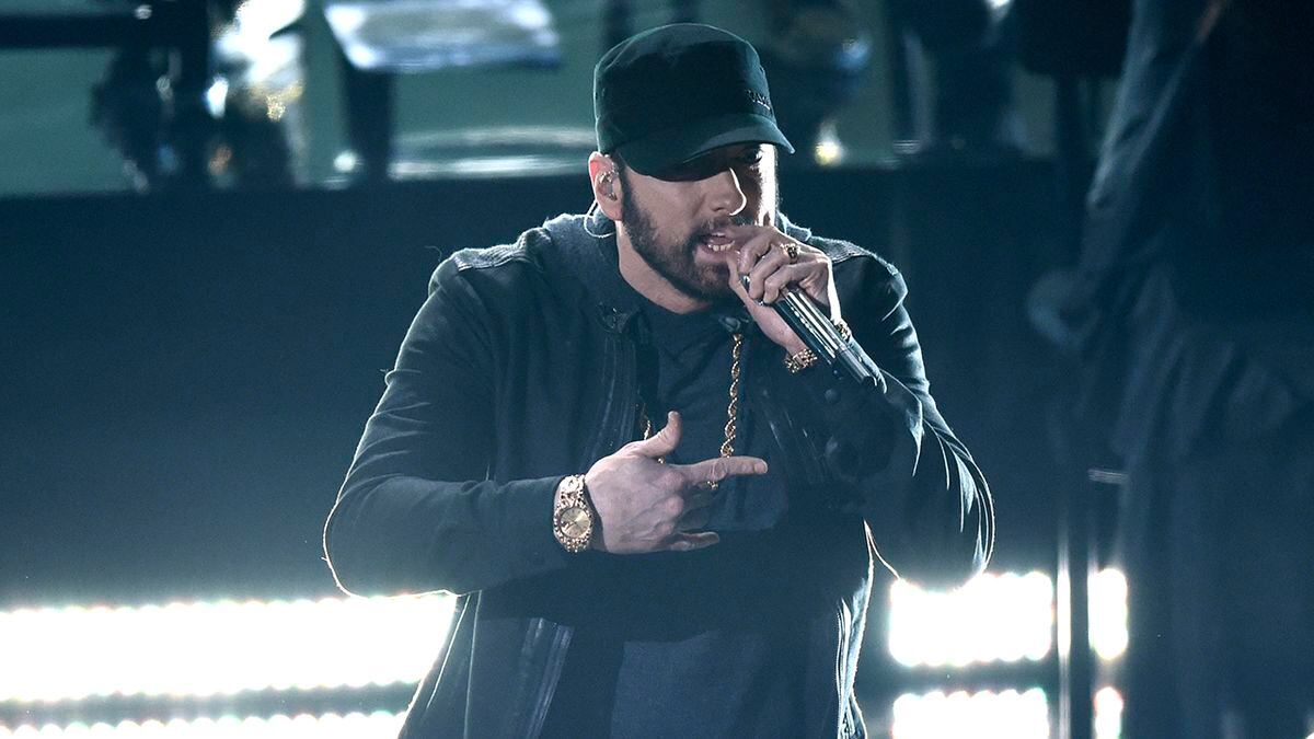 Academy Awards 2020: Rapper Eminem performs ‘Lose Yourself’ 17 years ...