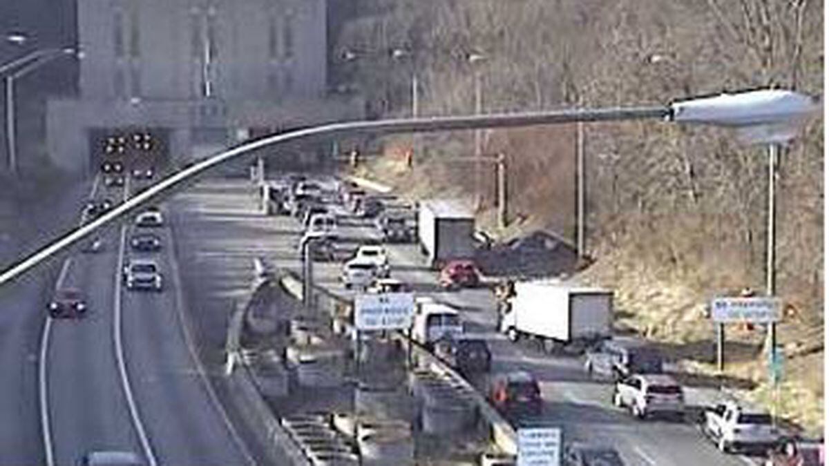 Squirrel Hill Tunnel back open after multivehicle crash