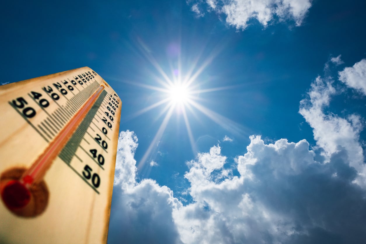 Hot and muggy to start the week, temperatures near 90 degrees