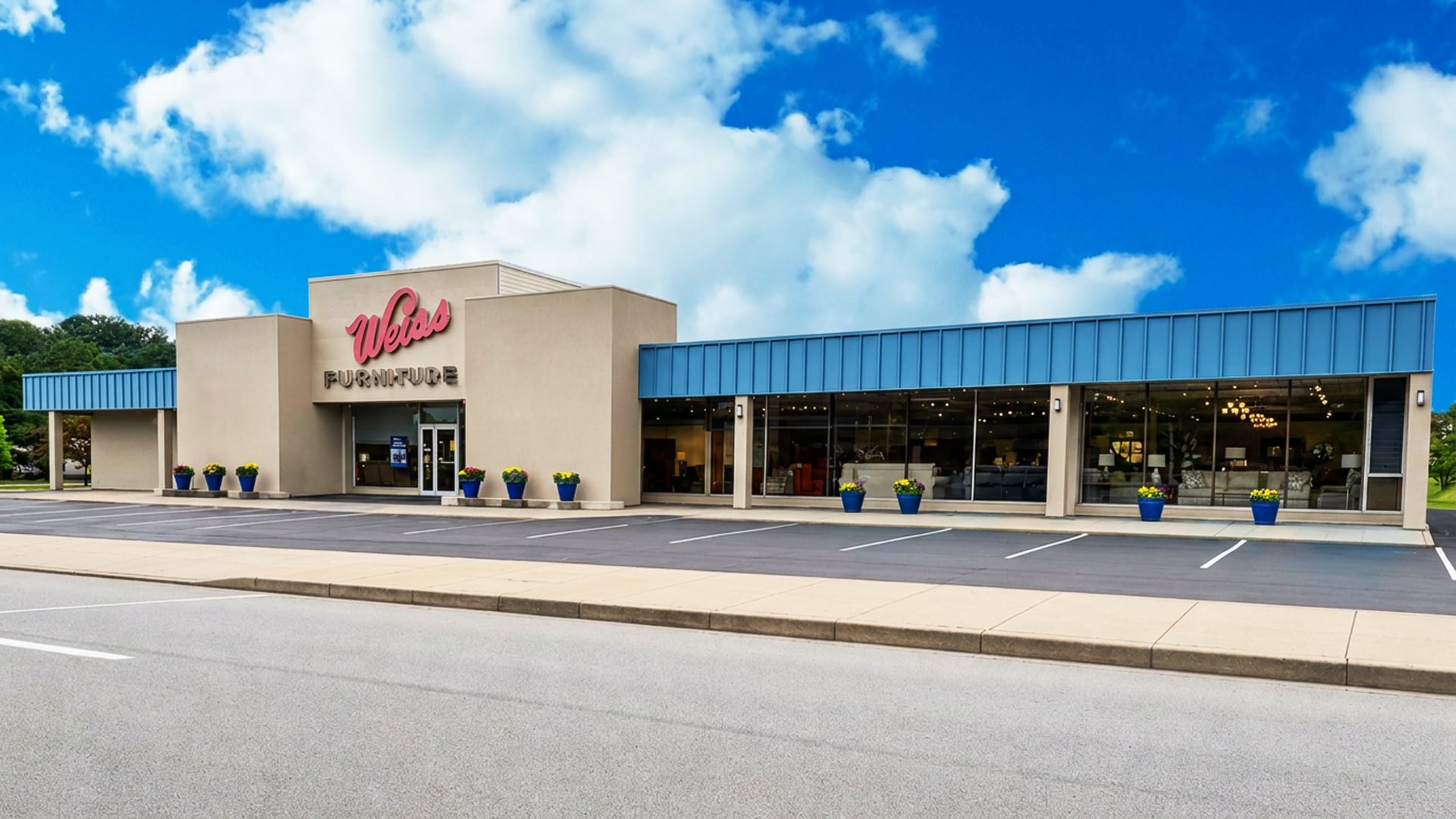 Weiss Furniture to Close After 107 Years as Owner Retires