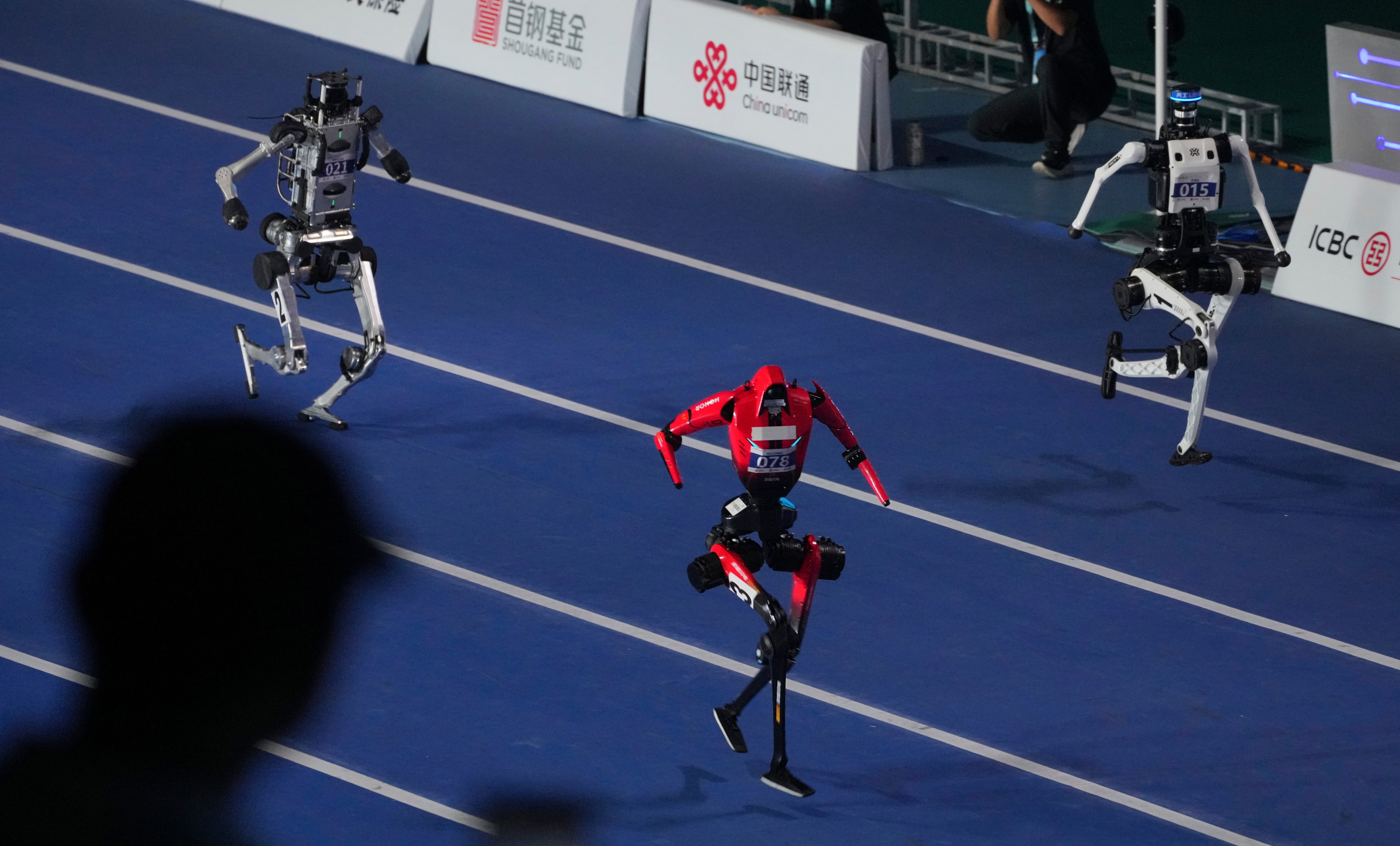 Chinese Humanoid Robots Set New World Records at Beijing Games