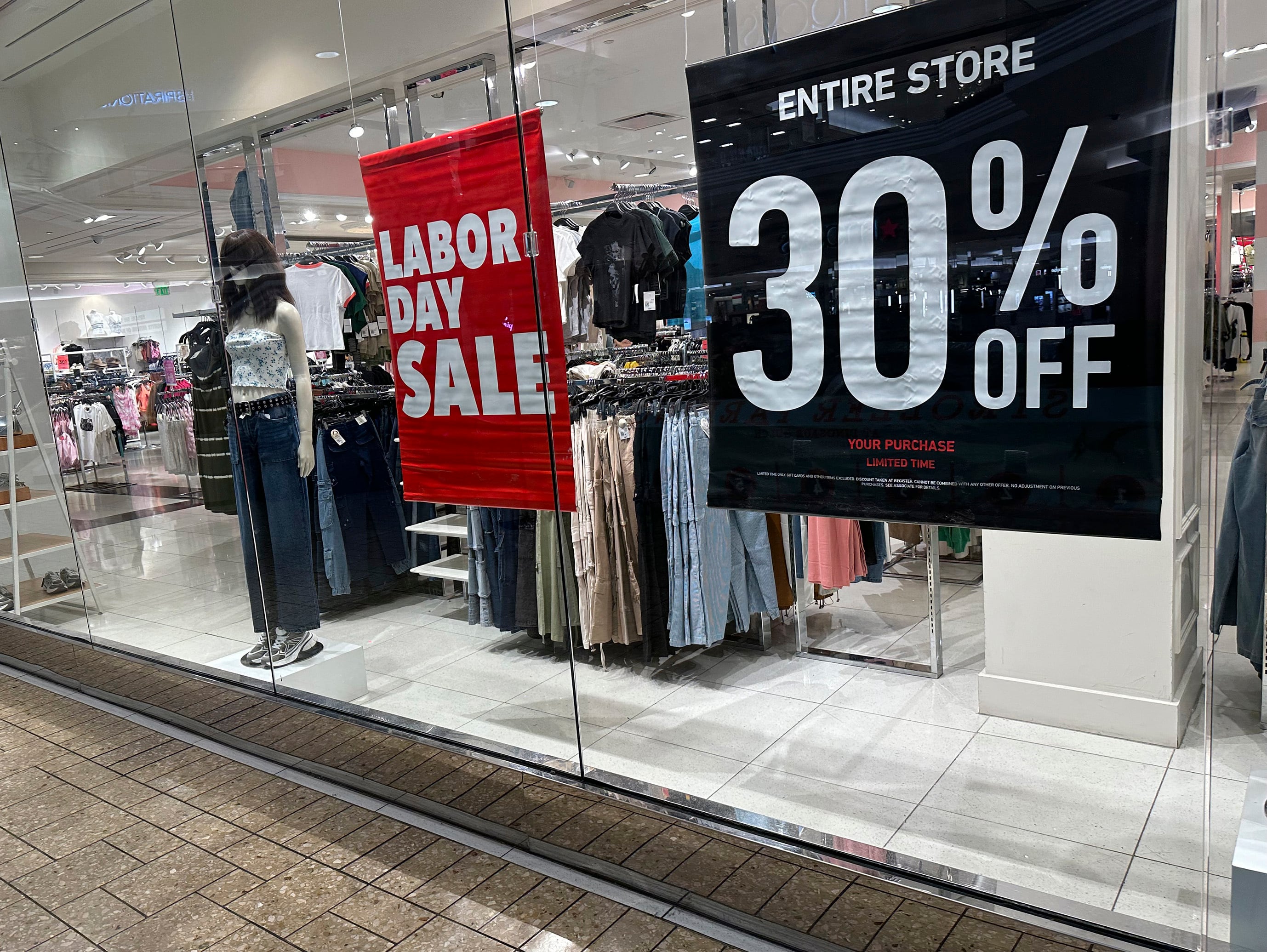 Pittsburgh Retailers Largely Open on Labor Day, While Services Remain Closed