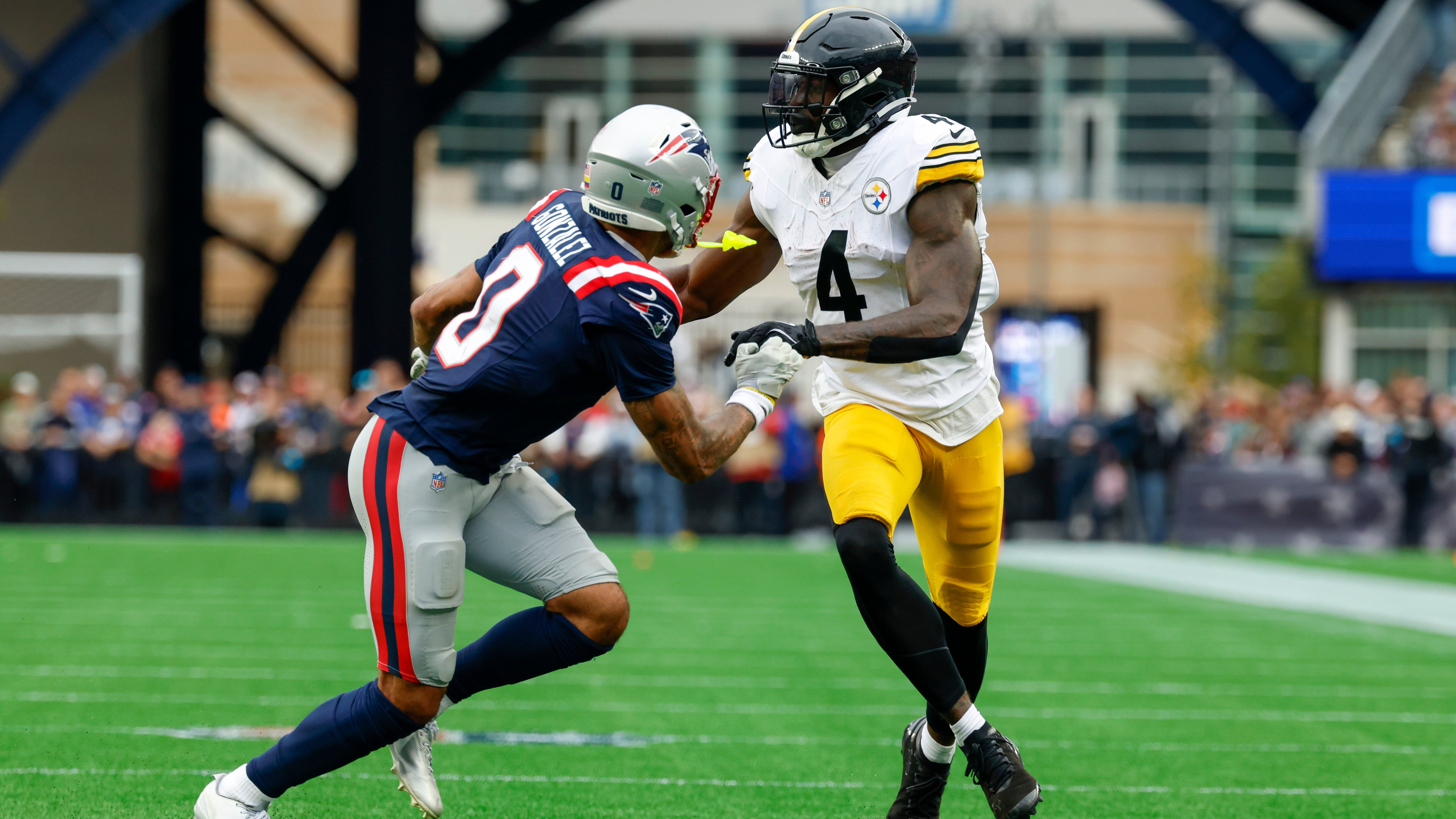 Steelers Coach Expresses Confidence in WR DK Metcalf Amidst Slow Season Start