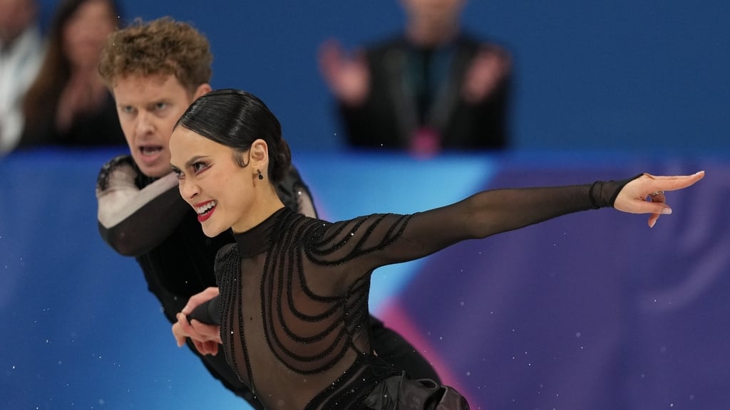 US figure skaters Chock & Bates take silver in ice dance; France wins gold  &ndash; WPXI