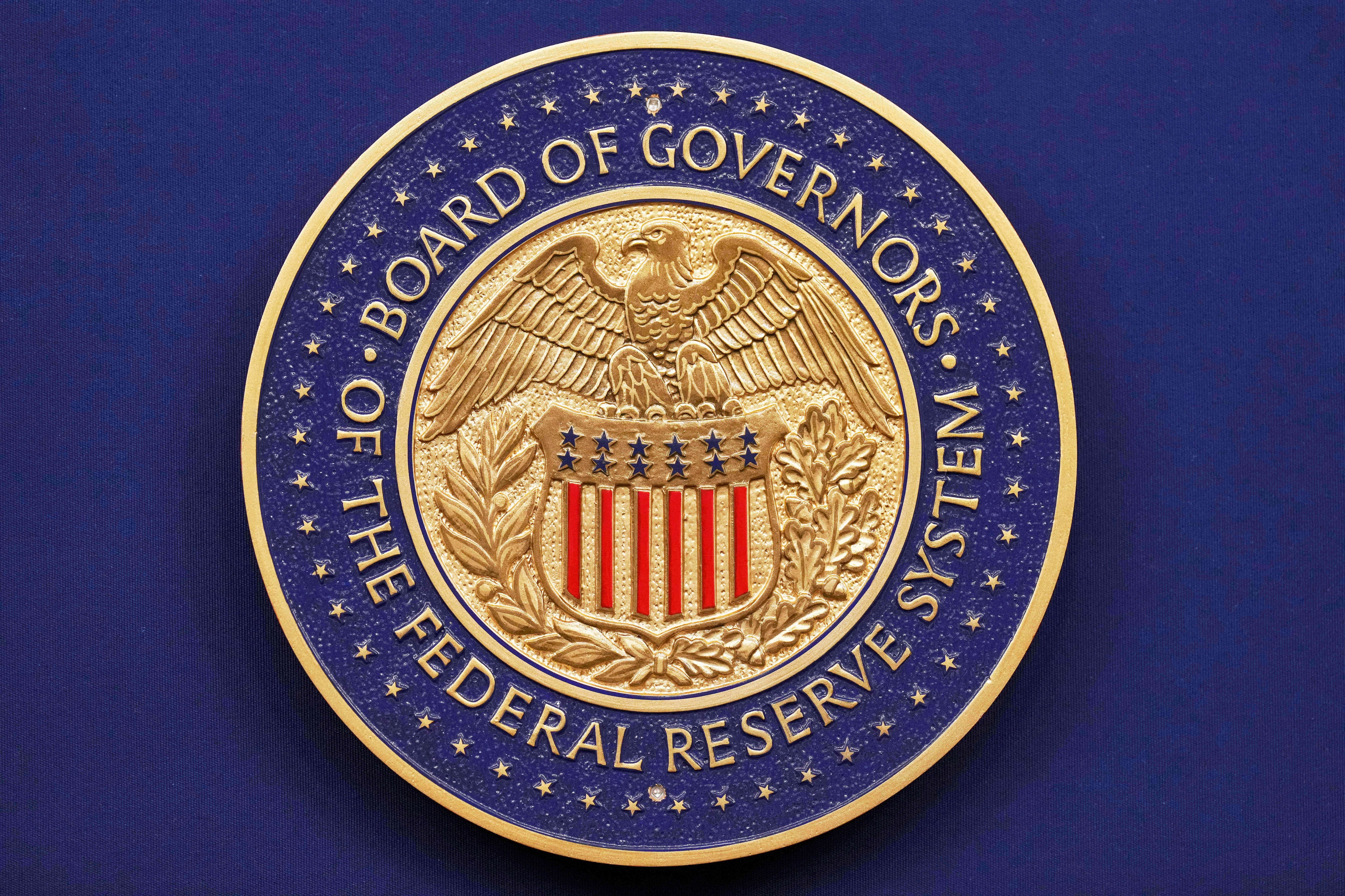 Federal Reserve Holds Interest Rates Steady Amidst Dissenting Views on Inflation