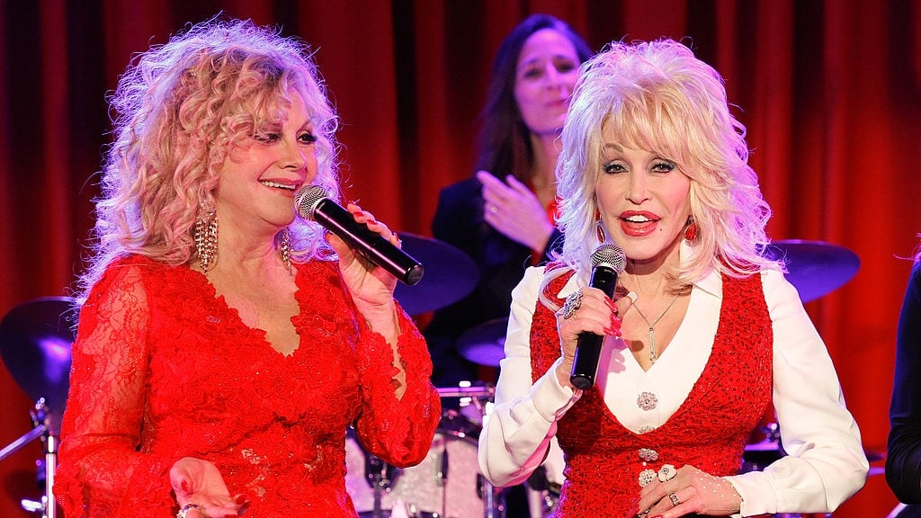 Stella Parton Shares Tribute to Sister Dolly Parton
