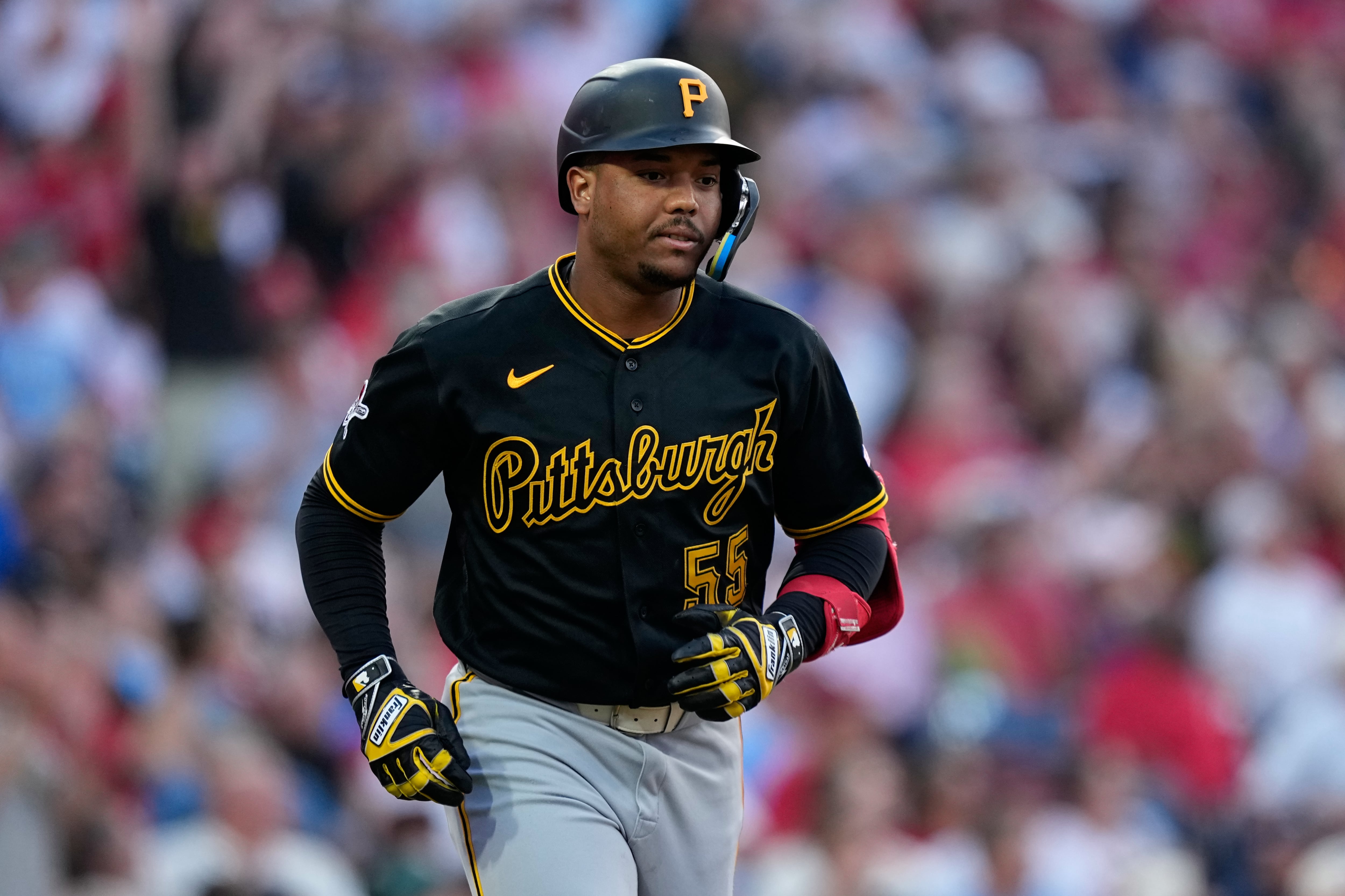 Pittsburgh Pirates Rookie Esmerlyn Valdez Exits Game After Being Hit By Pitch