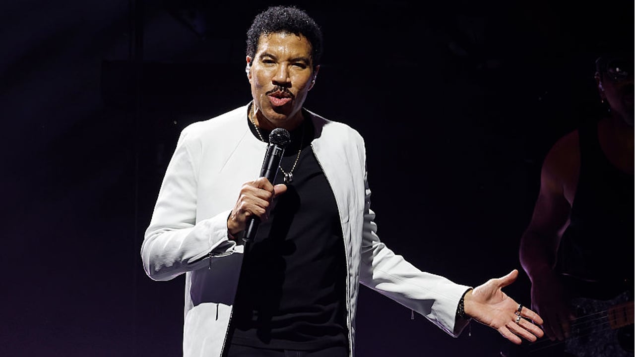 Lionel Richie Hospitalized in St. Louis Following Concert