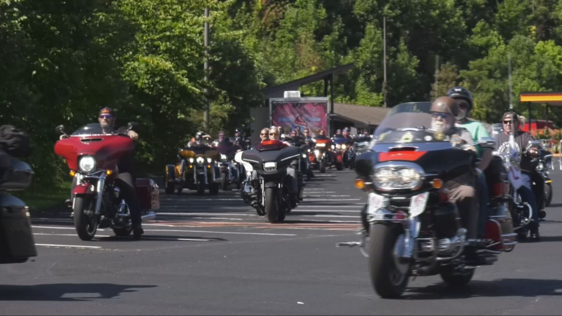 Motorcyclists Ride to Fundraiser for Friends of Pittsburgh Fisher House