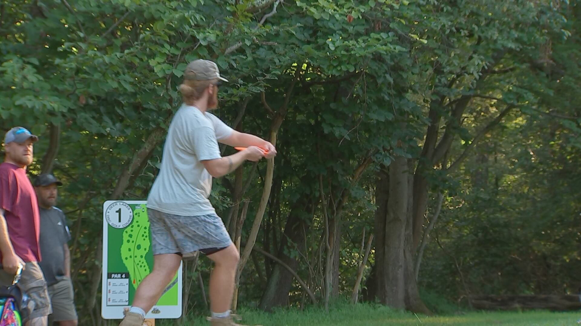 Deer Lakes Family Hosts Disc Golf Fundraiser to Honor Son, Raise Suicide Prevention Awareness
